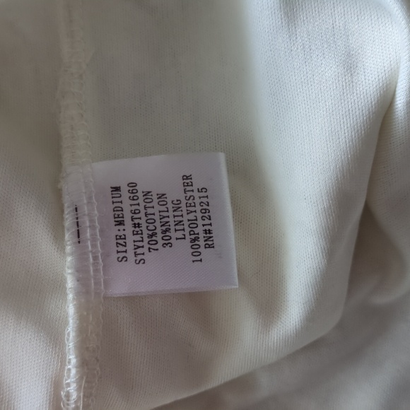 Lacy peplum top - Picture 3 of 5